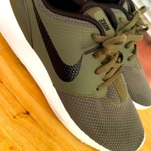 Nike Roshe Running Shoes